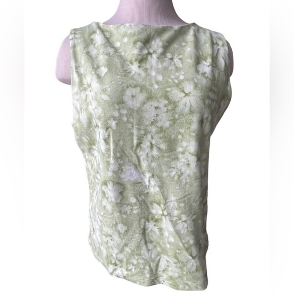 L.L. BEAN Green Watercolor Sleeveless Top Stretch Built‎ in Bra Crewneck Size XL